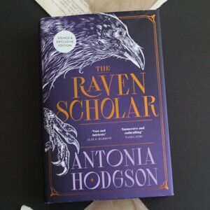 The Raven Scholar (Waterstones Exclusive Edition)